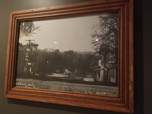 Spratt's Tap - Visual