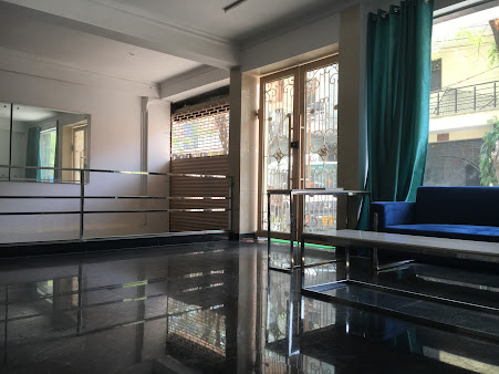 Af1qipmutgyyknfdzoorweq8fj3sl2sycigmlmlvnum4=s451 K No