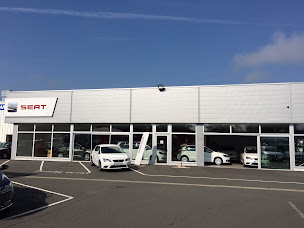 Photo n°1 de GARAGE CHEMINAL - SEAT à Feurs (Concessionnaire automobile)