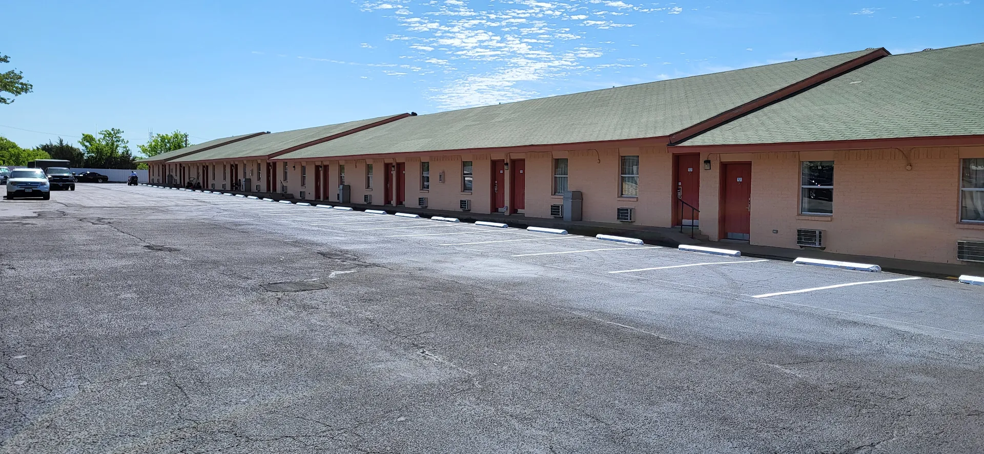 American Inn Cleburne
