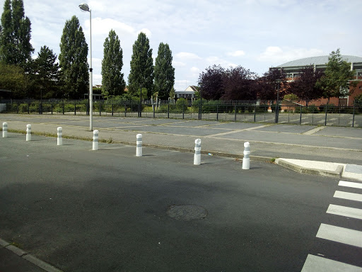 School De La Mare Carrée - Thumbnail