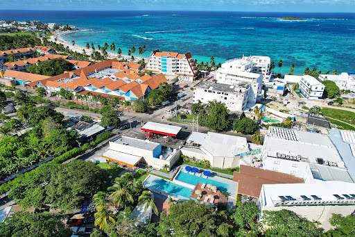 Dreamer Beach Club