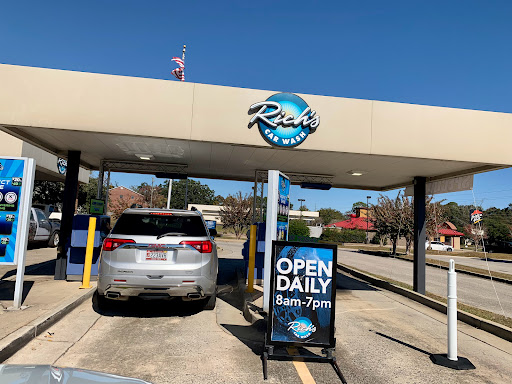 Rich's Car Wash - University - Thumbnail