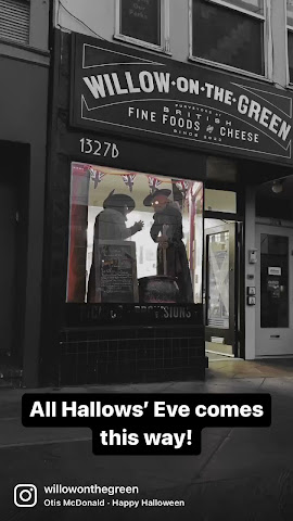 Willow on the Green by null