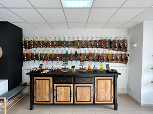 Photo n°4 de Smell Like Ynel - Parfumerie indépendante à Lesparre-Médoc (Fournisseur d'arômes et de parfums)