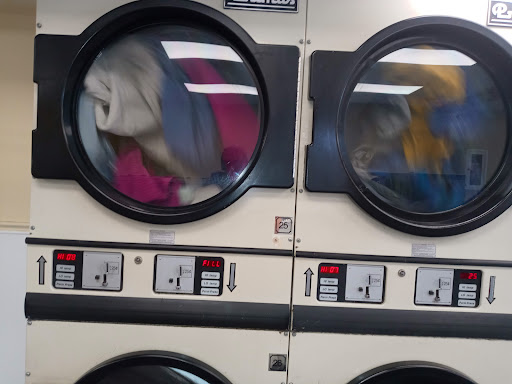Pierce Street Laundromat - Thumbnail