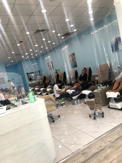 RI Rainbow Nail Spa