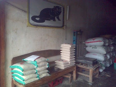 Photos of Central Beras Cap Kucing Anggora