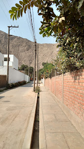 Los Cerritos de Chaclacayo 7