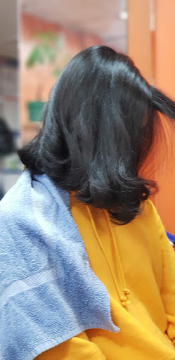 M & G Salon Unisex - Thumbnail