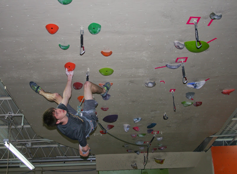 ACTIVE CLIMBING - Indoor Rock Climbing Gym photo