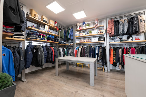 Dress Outlet di Fioretti Tiziana