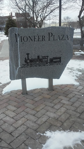 Lakeville Parks Pioneer Plaza - Thumbnail