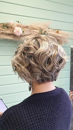 Photo n°11 de O NATUR'L à Saint-Yorre (Salon de coiffure)