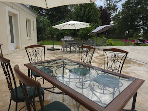 Photo n°17 de Domaine des Bruns à Aillant-sur-Milleron (Hôtel)