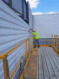 Photo n°2 de EMD-Entreprise Montage Démolition | Démantèlement Désamiantage Bardage Couverture | Gers-Toulouse-Agen à Saint-Léonard (Société de travaux publics)