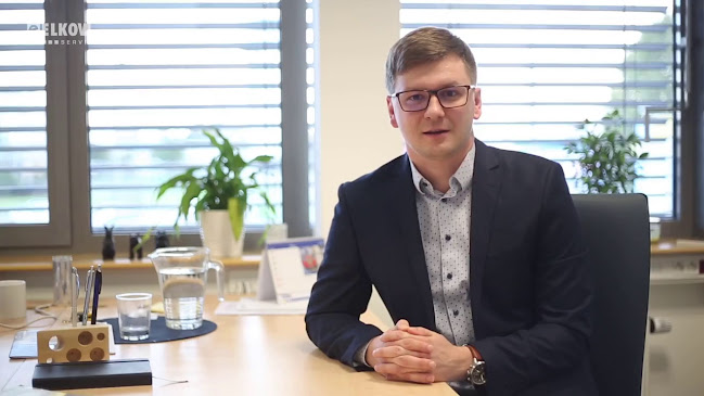 ELKOV elektro a.s. Kladno | elektromateriál - svítidla - nářadí - fotovoltaika - Prodejna