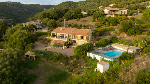 Photo de Villa Kallisté, Piscine chauffée, magnifique vue mer