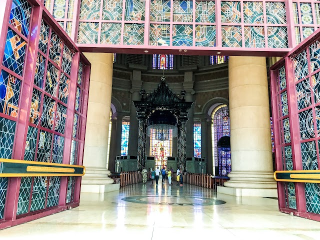 Basilique de Notre Dame de la Paix de Yamoussoukro