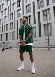 Photo n°13 de COME ON à Saint-Raphaël (Salon de coiffure)