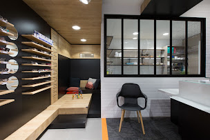 Photo n°5 de CUBIK Agenceur - Agencement de Pharmacies en France à Saint-Laurent-d'Agny (Agence d'architecture)