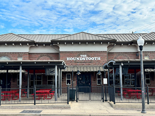 The Houndstooth - Visual