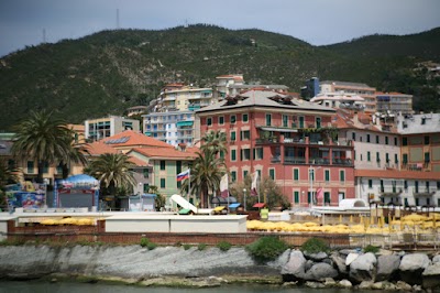 Photos of St. Catherine's Beach