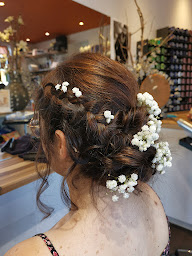 Photo n°3 de David Création à Saint-Laurent-sur-Sèvre (Salon de coiffure)