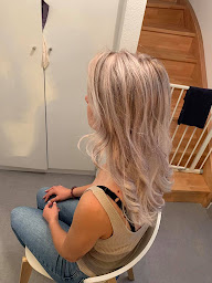 Photo n°11 de Aurélie Stalter coiffure à Molsheim (Salon de coiffure)