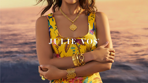 Julie Vos Logo