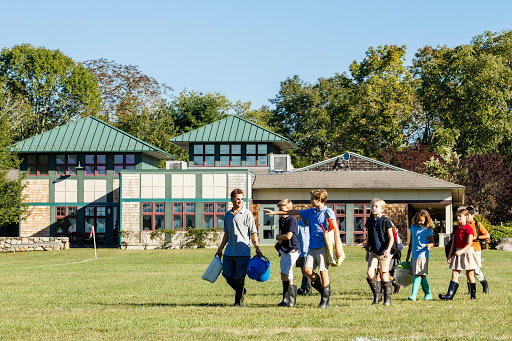 Pine Point School - Visual