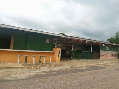 Photos of Warren's Bar and Jerk Centre