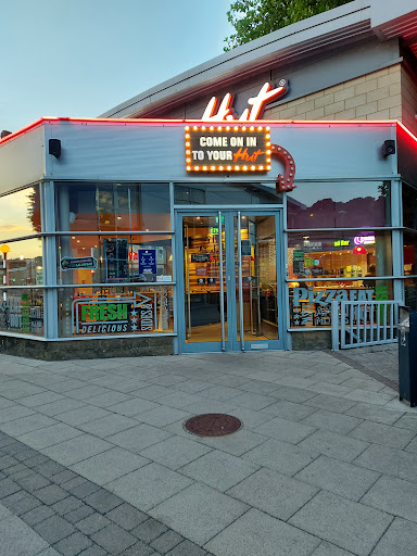 Pizza Hut Restaurants Old Town Station Leisure Park - Thumbnail
