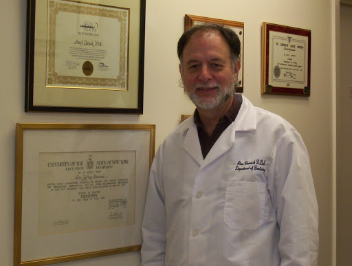 Alan J. Chernick DDS, FAGD, D.ABDSM