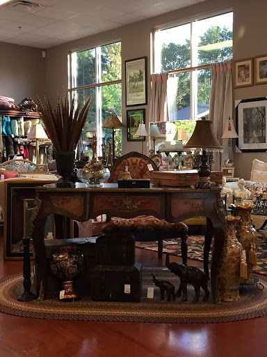 Encore Interior Consignment - Visual