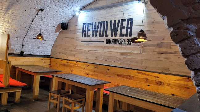 Rewolwer - Restauracja