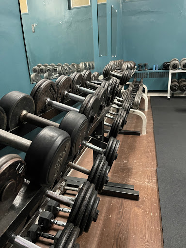 Lil's Gym Gallery - Canada
