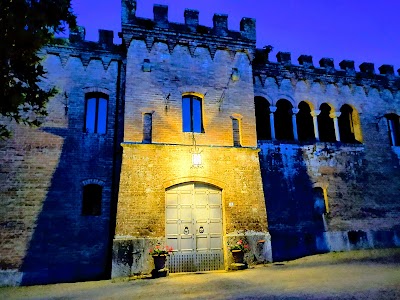 Fattoria Palazzo di Piero - accommodations, natural wines & organic products