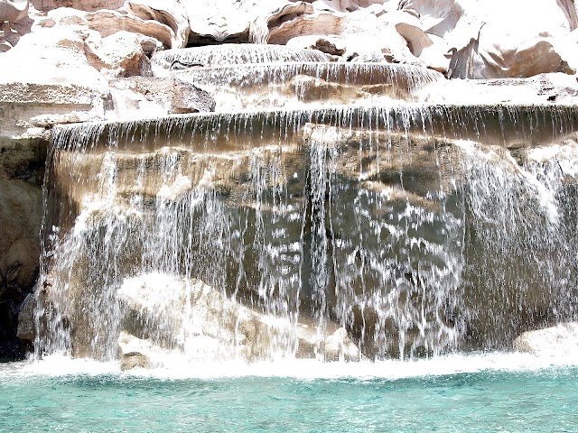 Trevi Fountain