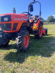 Photo n°13 de SARL LATASTE Motoculture De Plaisance à Saint-Julien-en-Born à Saint-Julien-en-Born (Service de réparation de tondeuses à gazon)