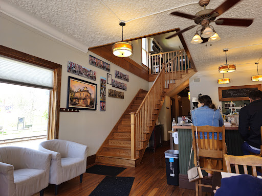 Otto's Place - Visual