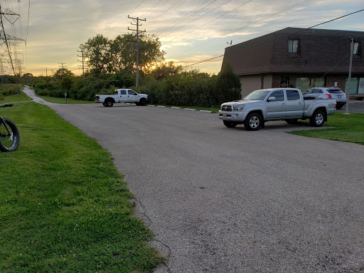 Illinois Prairie Path Parking - Thumbnail