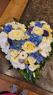 Blakar Otta Blomsterforretning & Begravelsesbyrå Johan Nygårds gate 7, 2670 Otta, Norge