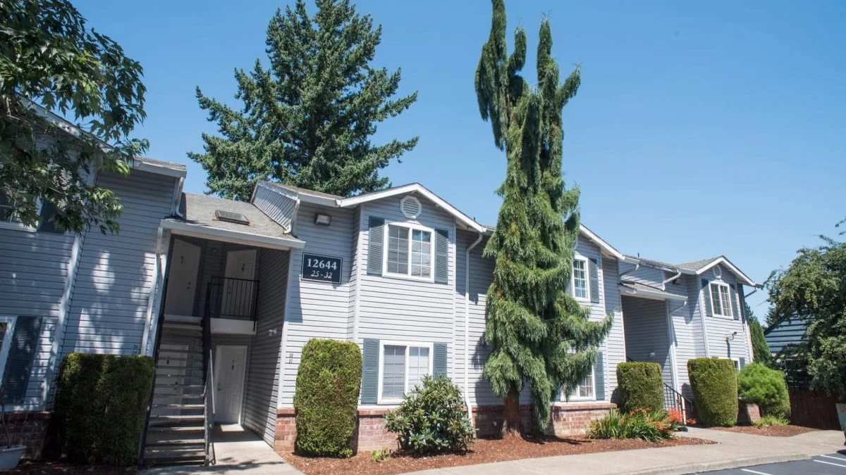 Alder Crossing Apartments