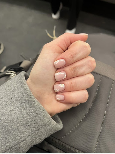 Sage nails beauty studio