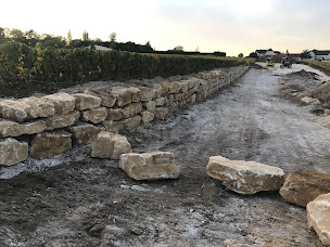 Photo n°10 de Petit Pere Et Fils à Lhéry (Entrepreneur spécialisé dans la démolition)