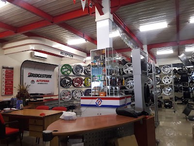 Photos of Autoprima Bridgestone PT