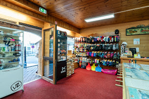 Photo n°5 de Netski. ALVES SPORTS Serre Chevalier Briançon à Briançon (Magasin de vêtements de sport)