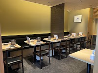 辛麺と手包み餃子 こるり