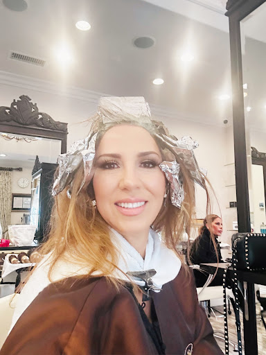 Voila' Hair Atelier - Thumbnail